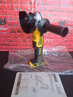 DEWALT XR 20V MAX CORDLESS BRUSHLESS 4.5-IN.  SLIDE SWITCH SMALL ANGLE GRINDER WITH KICKBACK BRAKE ( TOOL ONLY  )