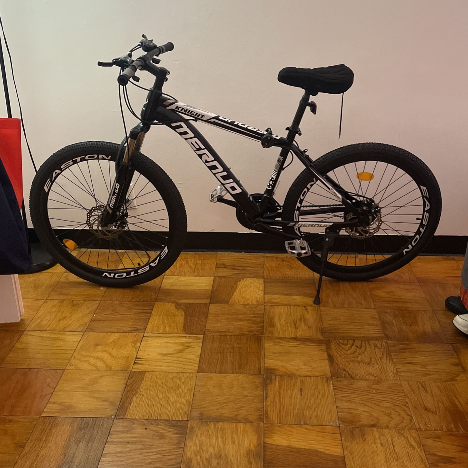Mernuo mountain Bike