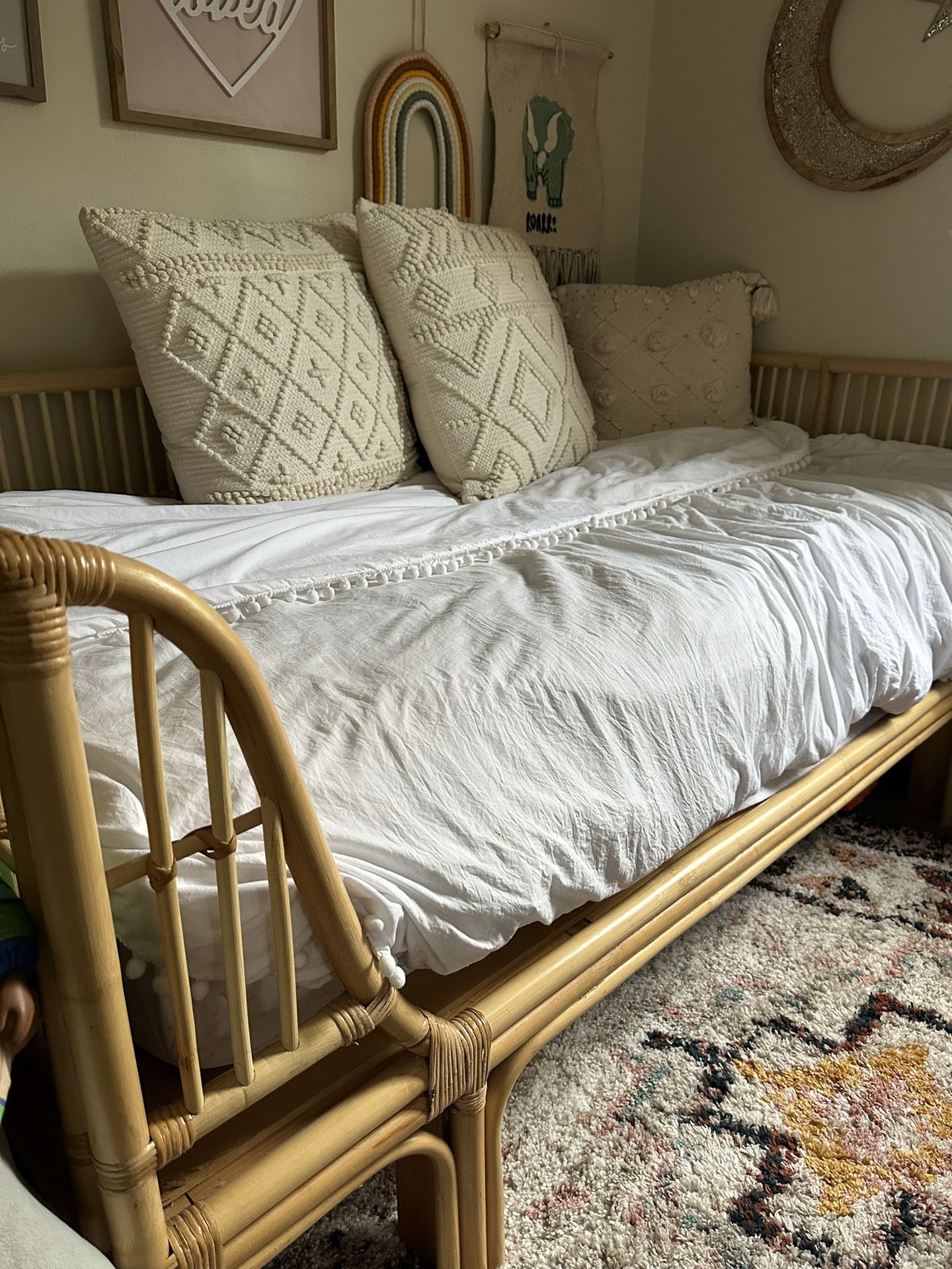 World market Rattan day Bed