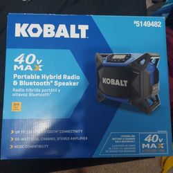 Kobalt 40-volt Water Resistant Cordless Bluetooth Compatibility Jobsite Radio