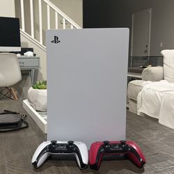 Ps5 Digital Edition 2 Remotes