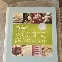 The Knot Ultimate Wedding Planner & Organizer 3-Ring Binder