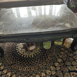 Coffee Table and Side Table 
