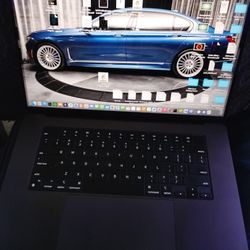 2024 MacBook Pro 16" M4 Max 36gb With 1TB SSD