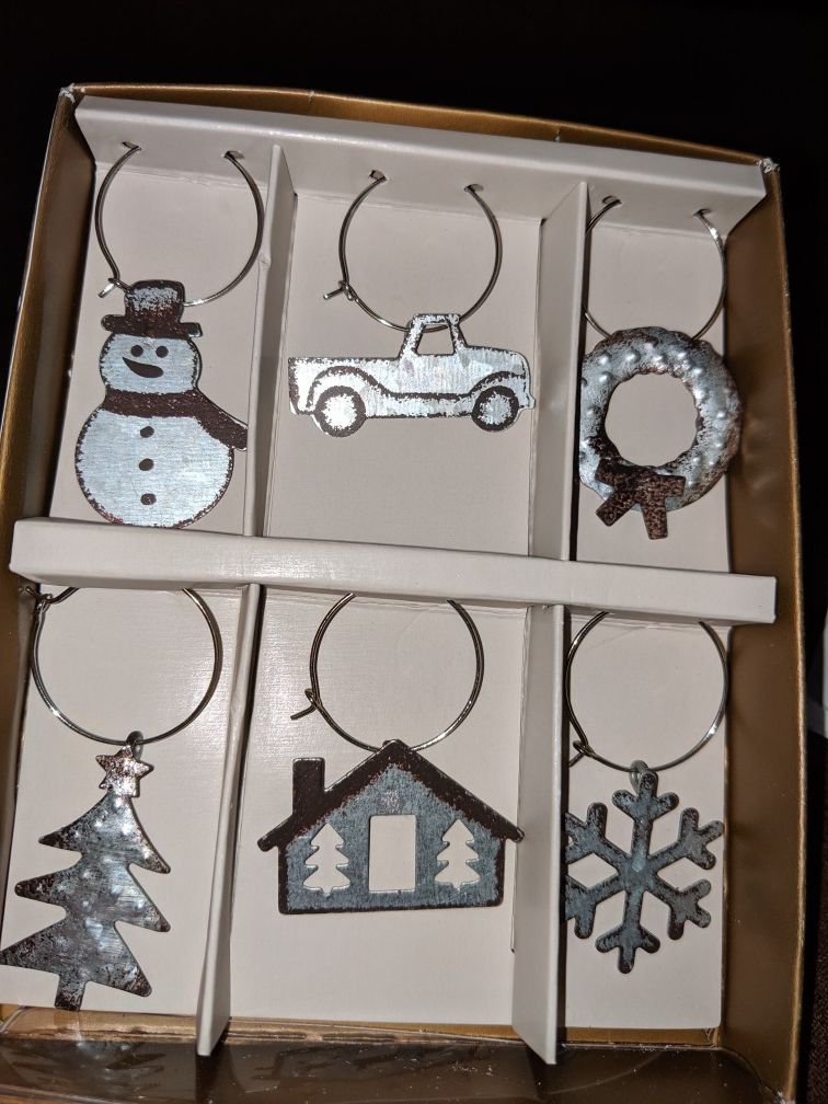 Pier One wine charms