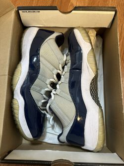 Jordan 11 Georgetown