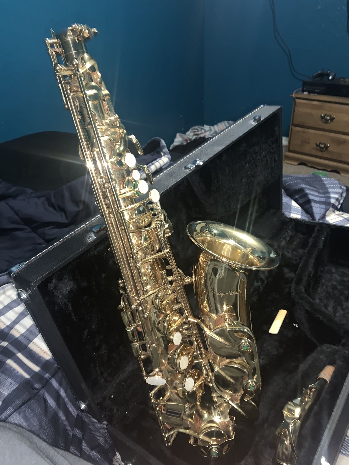 Antigua winds alto saxophone for Sale in Tempe, AZ OfferUp
