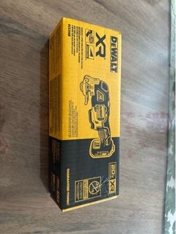 Dewalt 20V Brushless XR 3-Speed Oscillating Multitool (DCS356B)