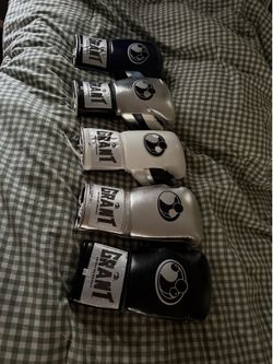BRAND NEW GRANT BOXING GLOVES