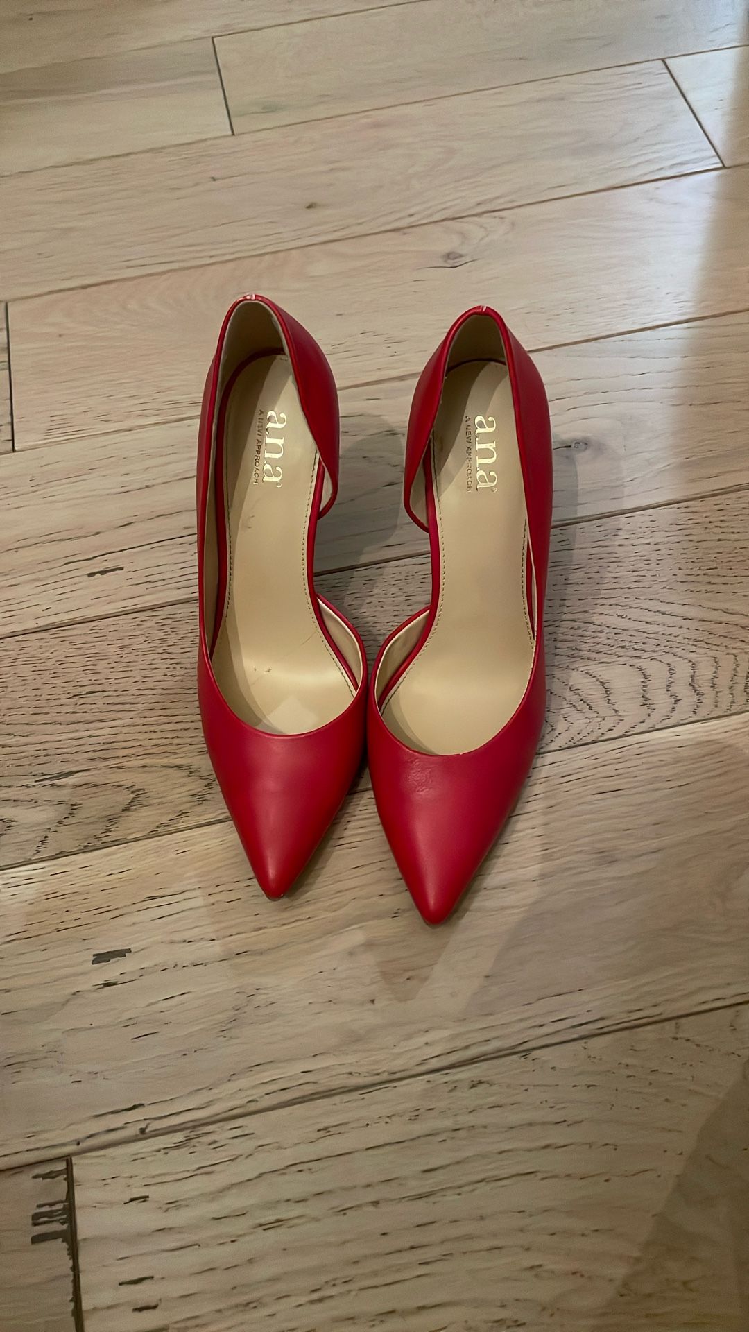 Women’s Red Heels