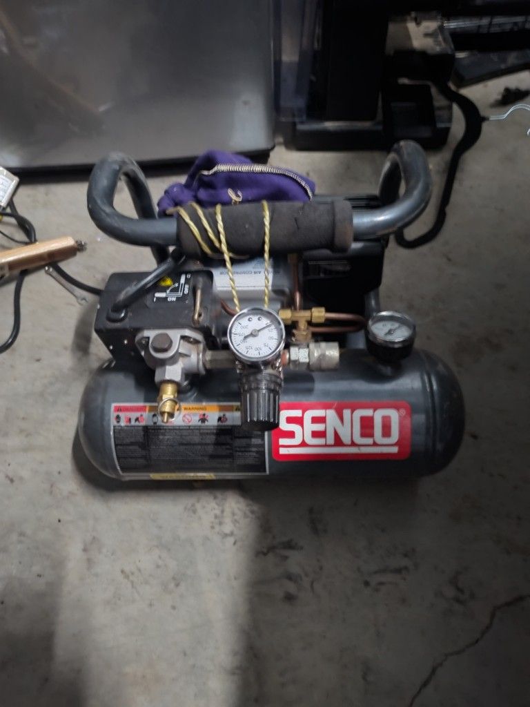 1 Gal Senco AIR Compressor