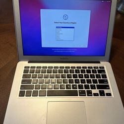 MacBook 2017 I7