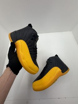 Air Jordan 12 Retro University Gold