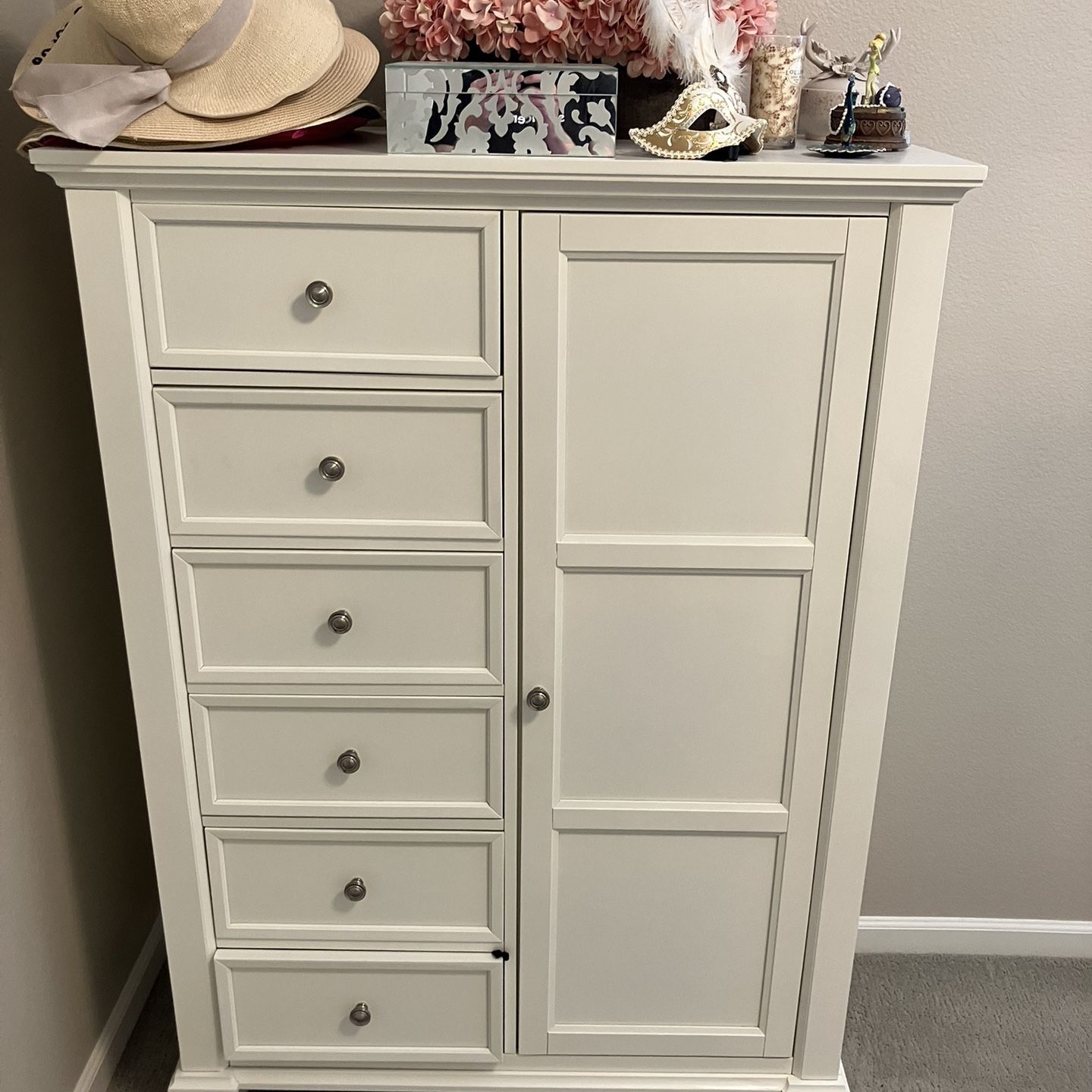 sandy beach white dresser Sandy Beach 11-drawer Dresser Cream White Coaster