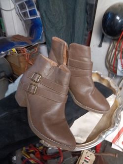 Women's boots