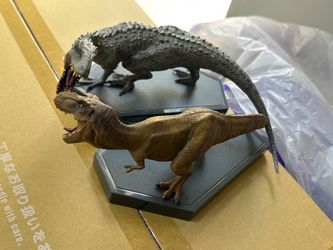 Jurassic world limited edition bluray statues