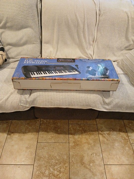 Electronic Keyboard Never Used