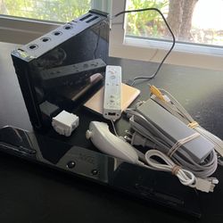 Nintendo Wii Complete Bundle 300GB Wii And GameCube Games Included