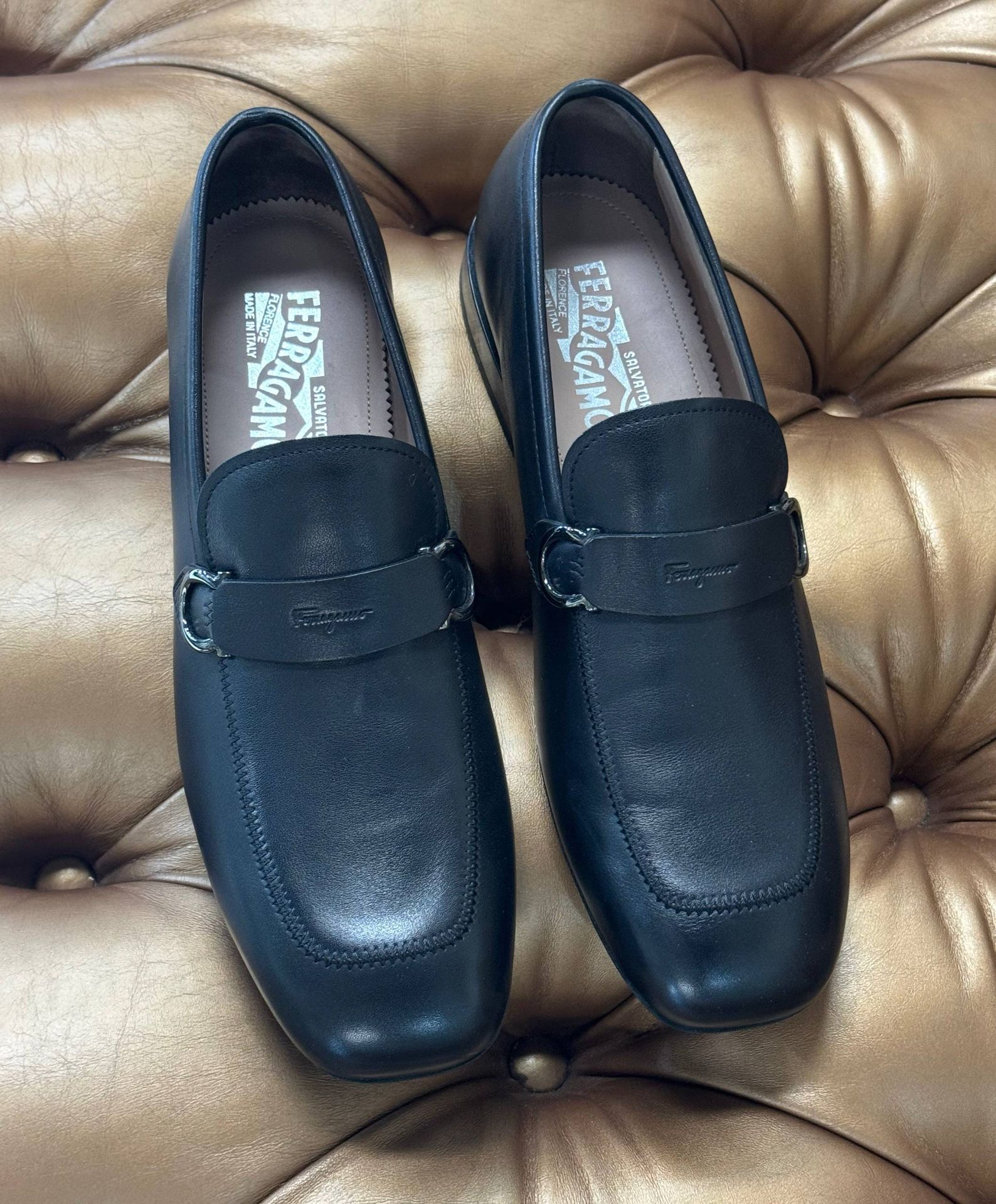 TRIED ON SALVATORE FERRAGAMO Black Leather Florio Loafers 