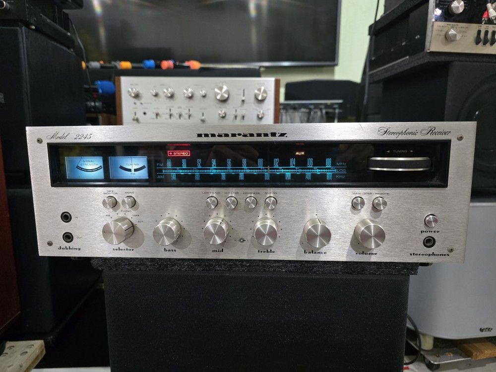 Marantz 2245 Receiver. Fully services. Excellent Condition Perfectly Working Really good sound. Will test before you buy. Don't Like Don't Buy.Thanks