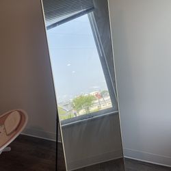 Mirror Floor /gold