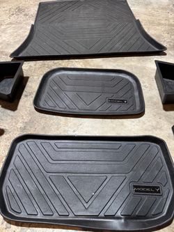 Original Tesla Model Y Highland all weather liners and organisational trays