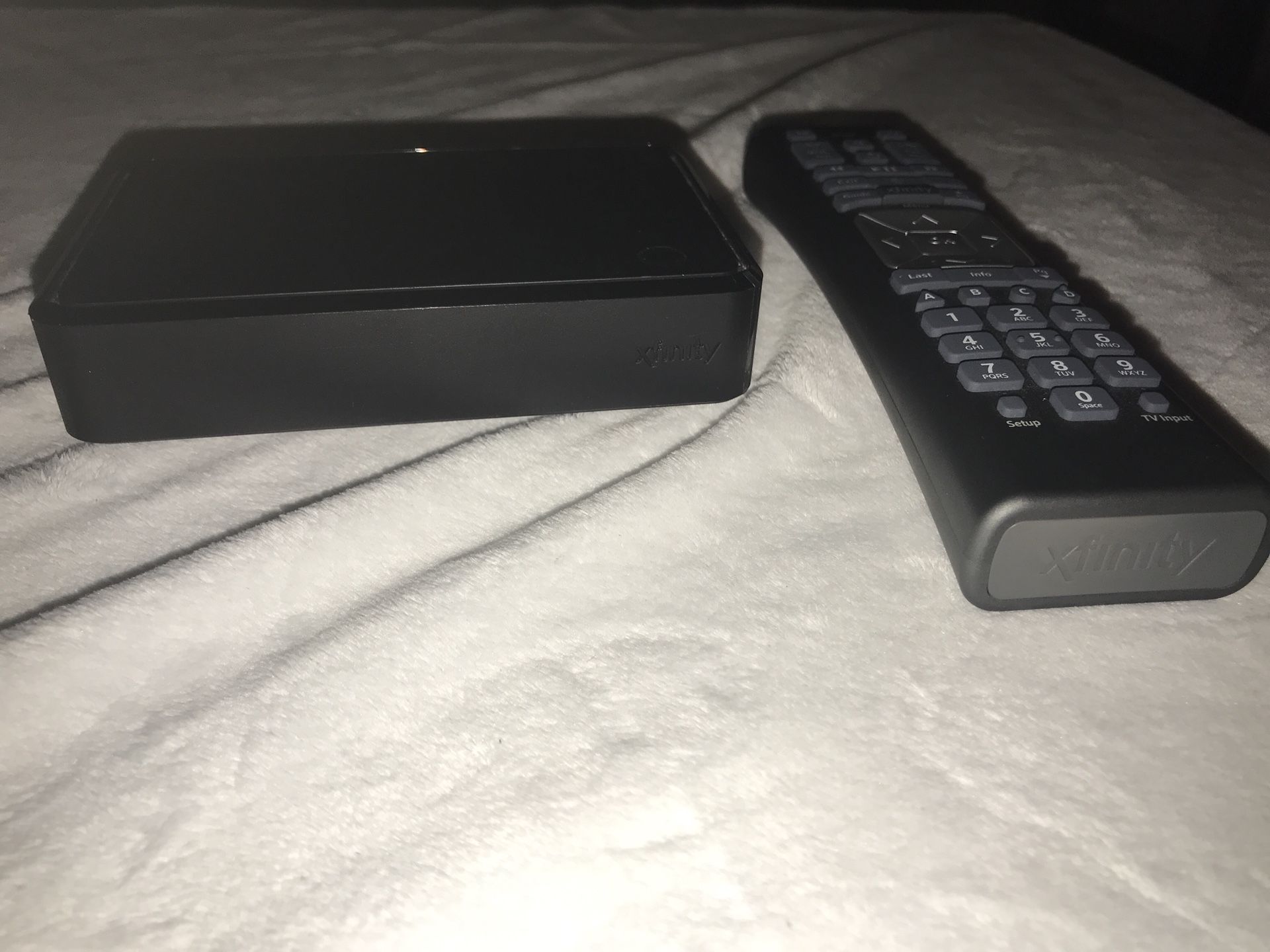 Xfinity Xid-C X1 portable HD cable box