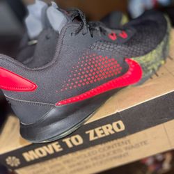 NIKE  KOBE. (MAMBAS) FURY BRUCE LEE