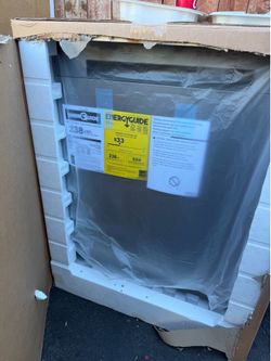 Brand new LG dish washer stainless steel 24”w