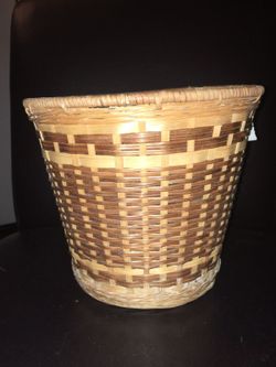 2 tone waste basket