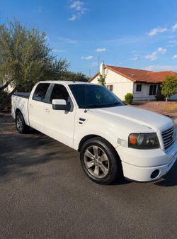 Ford F-150 Crew Cab Pickup Truck
