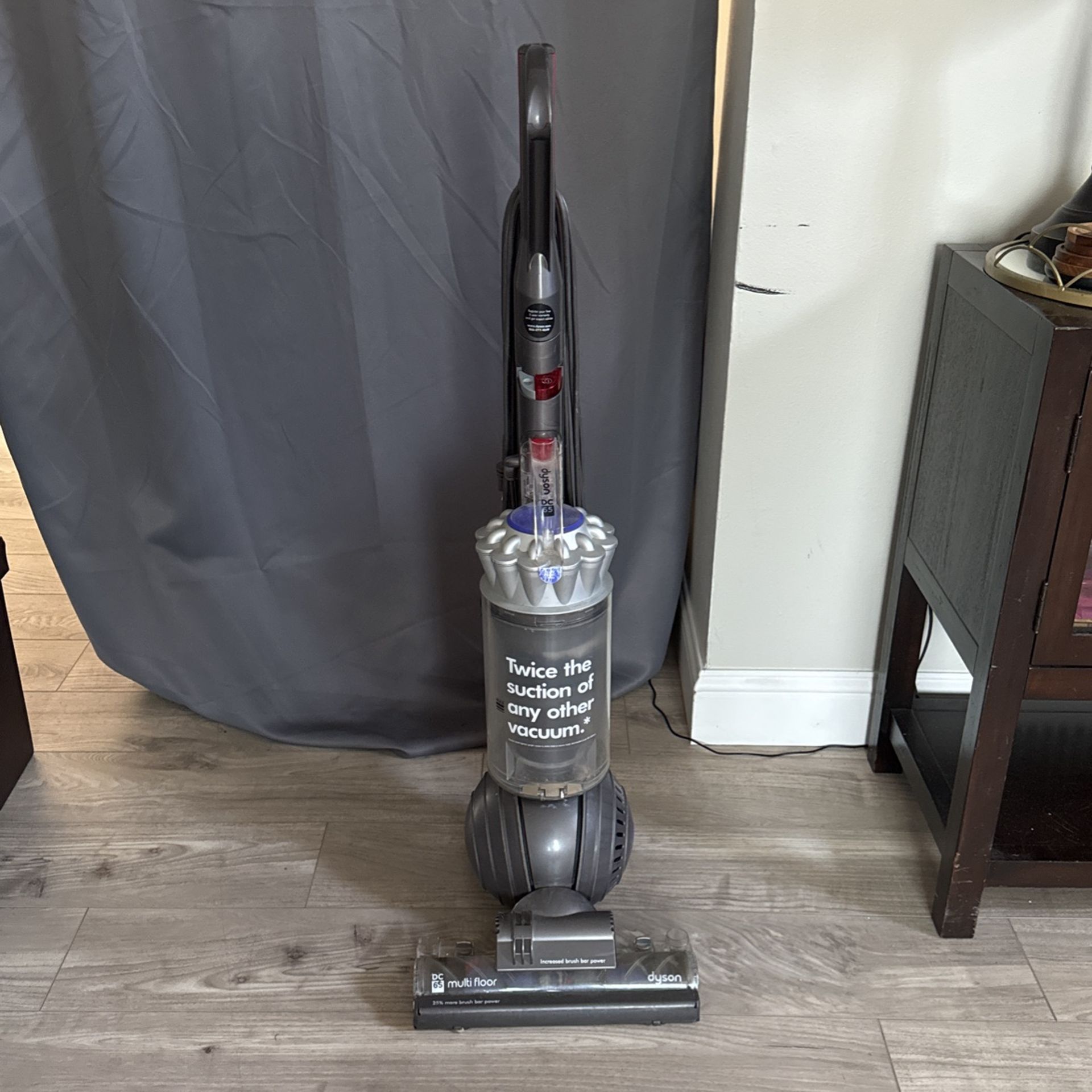 Multi Floor Upright Dyson DC65 Vacuum 