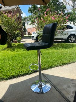 Bar stool