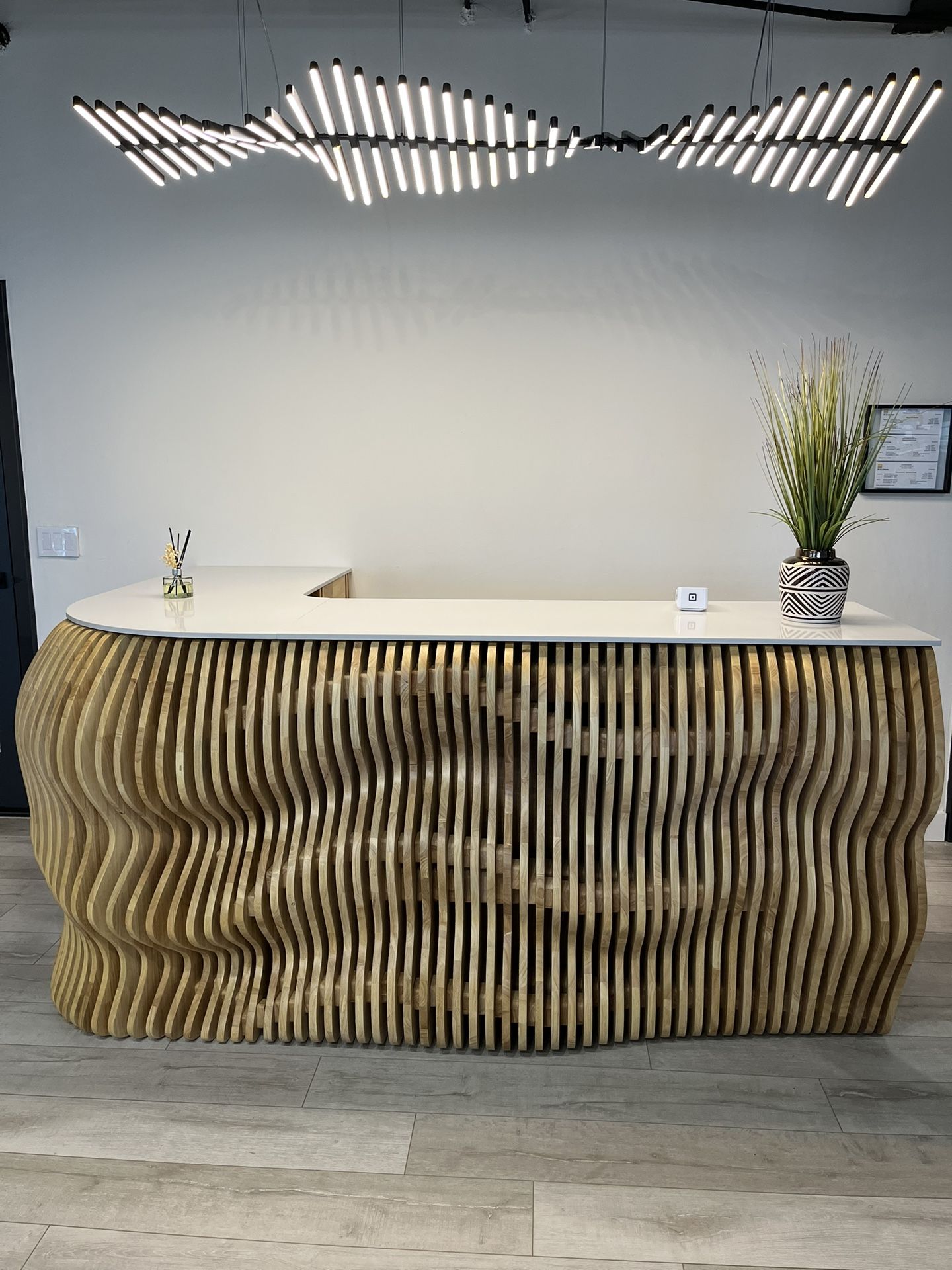Front desk/ Reception Desk