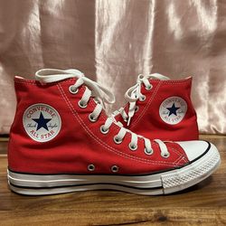 Converse Women’s Size 9