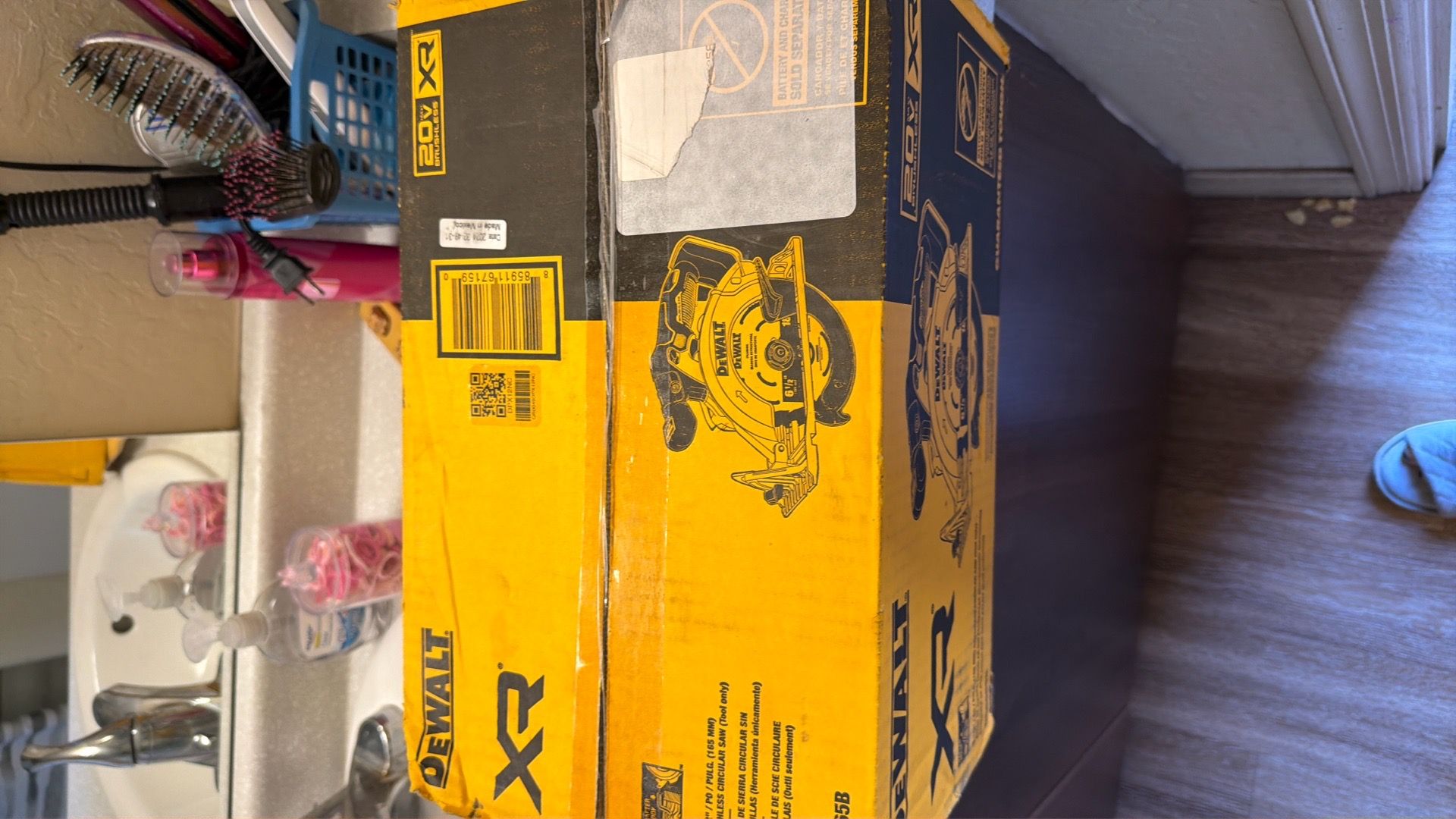 Dewalt saw