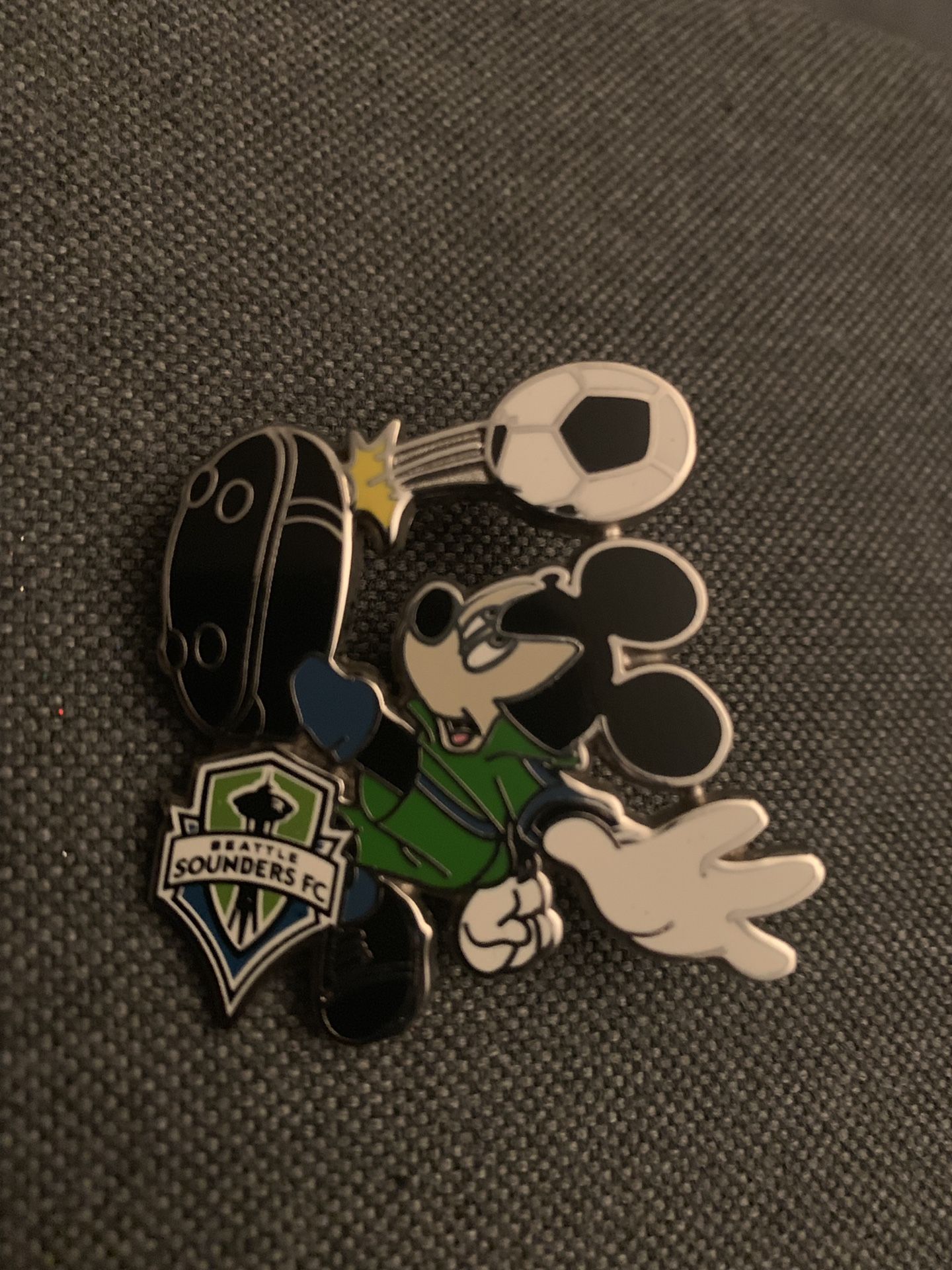 Disney Mickey soccer teams Seattle Sounders FC pin