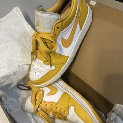 Air Jordan 1 Low