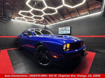 2018 Dodge Challenger SXT Plus
