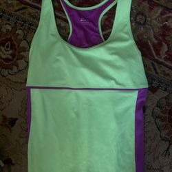 Size L RBK Ladies Workout Top