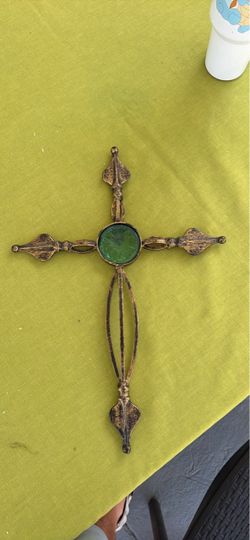 Cruz vintage iron