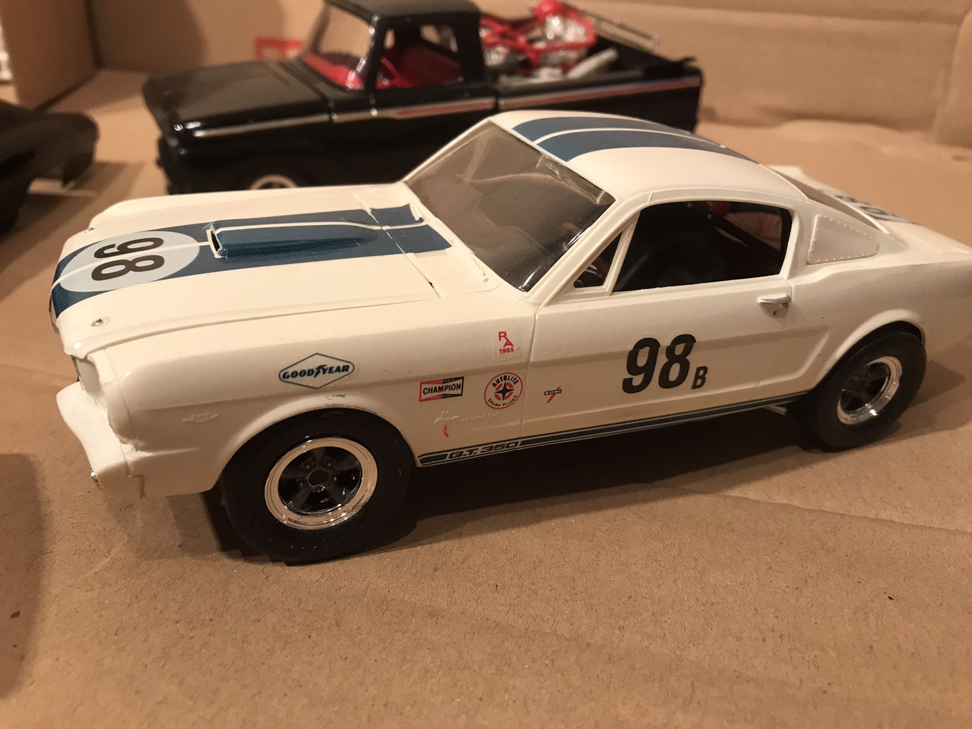 1966 ford shelby race car plastic model kit built.