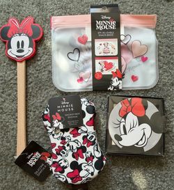 NEW Disney Minnie Mouse Kitchen Bundle Set