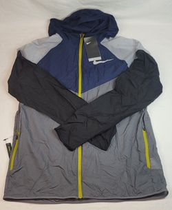 Nike Men's Windrunner Repel Running Jacket AR0257-021 Men's Size L