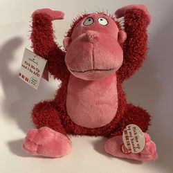 Hallmark Pick Me Up and I Go APE Plush Monkey Sound And Motion Sings “Shout” NWT