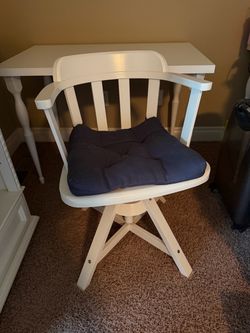 Desk chair
