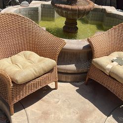 2-natural wicker chairs with brand new cushion