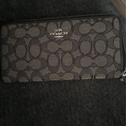 Coach wallet 