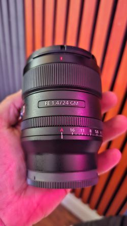 24mm Sony G master lens