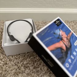 Wireless Waterproof Earphones 